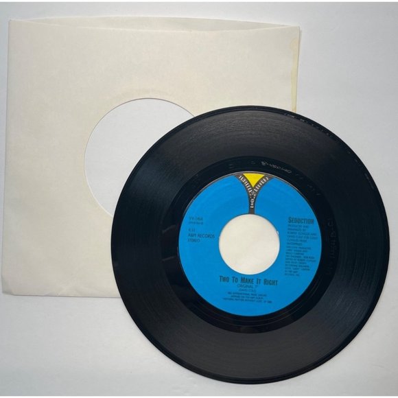 Seduction Two to Make It Right Original and Remix 45 Electronic Pop Vendetta VG+ - Picture 4 of 4